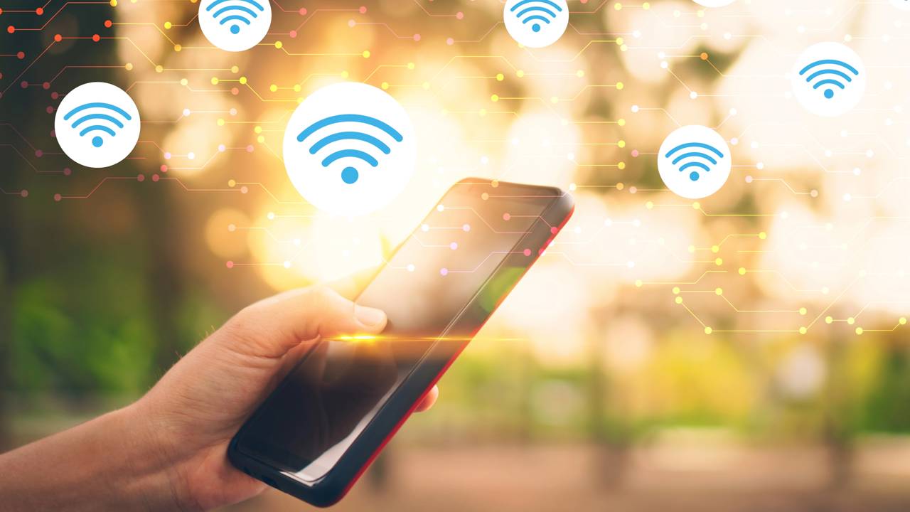 Faça isso e melhore o sinal do celular que vai render muito mais fora do Wi-Fi