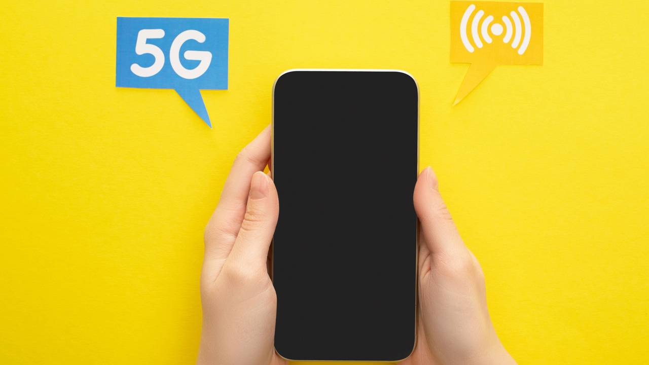 O celular 5G com desempenho de elite e preço de intermediário