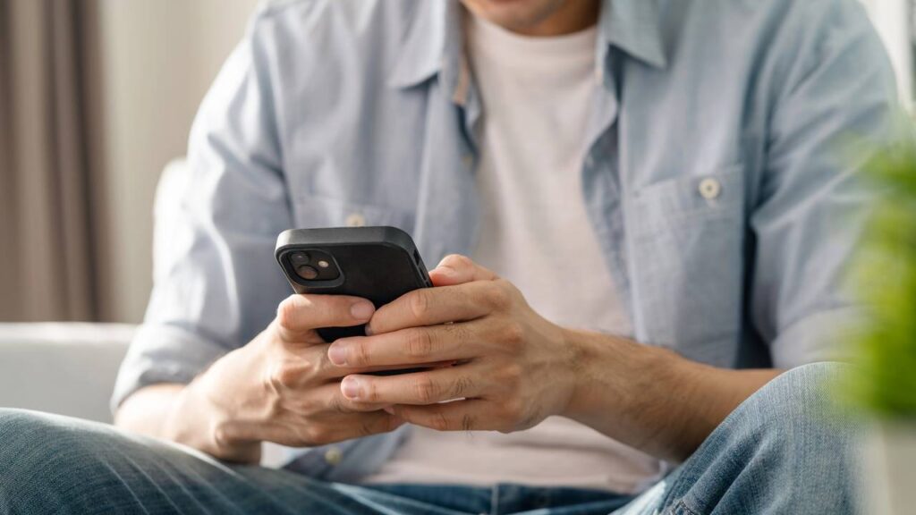 O que realmente acontece dentro do celular quando você apaga uma foto