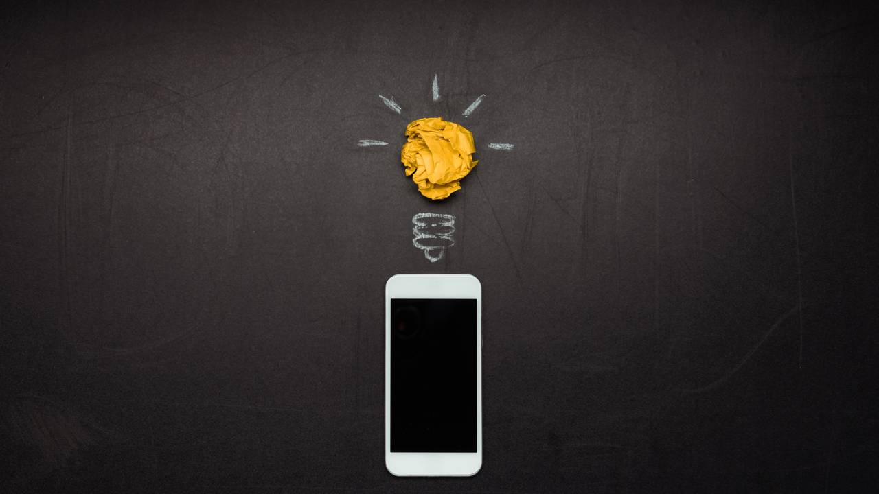 Como fazer a bateria do celular durar o dobro com um truque simples