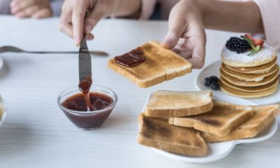 Adeus as torradeiras: faça suas torradas assim e você nunca mais vai comer de outro jeito