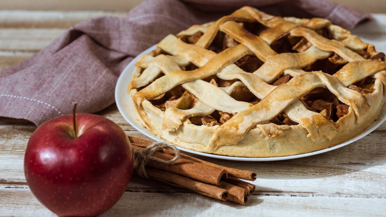 Receita de torta de maçã que virou febre entre os apaixonados por sobremesas