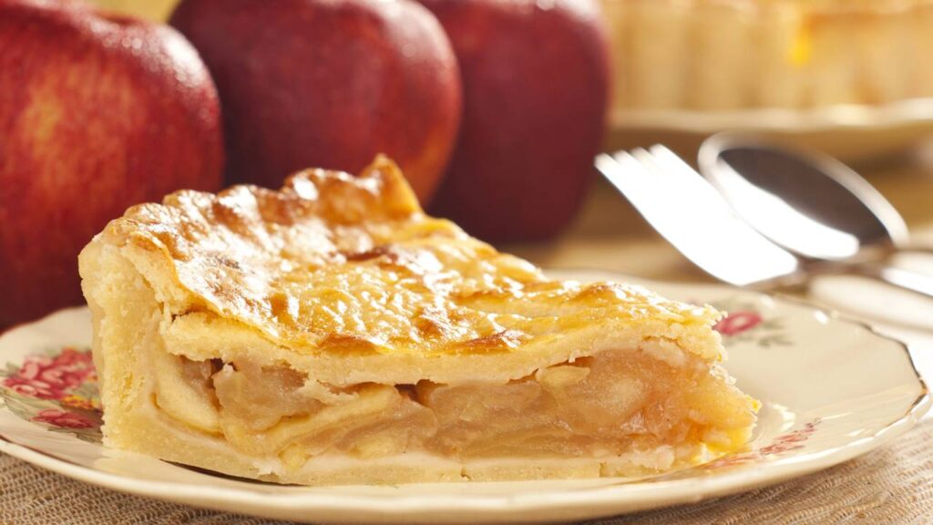 Receita de torta de maçã que virou febre entre os apaixonados por sobremesas