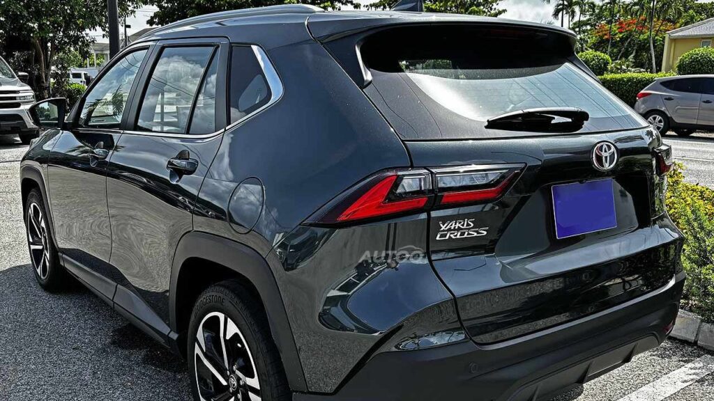 Yaris Cross 2026 chega após atrasos e promete agitar o mercado de SUVs
