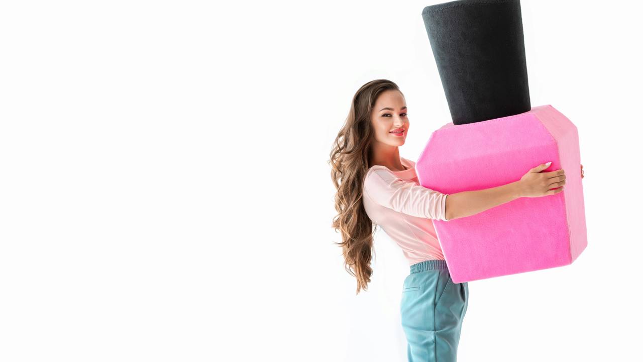 O esmalte rosa suave que está conquistando o público brasileiro