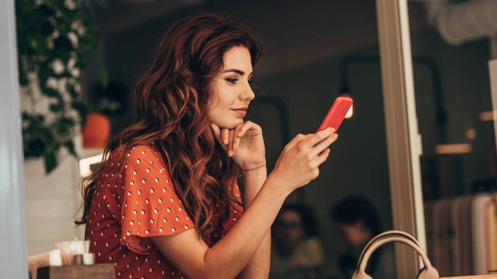 O que realmente acontece quando você passa horas no celular