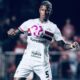 São Paulo perde titulares por lesão e vive dilema para enfrentar o Corinthians