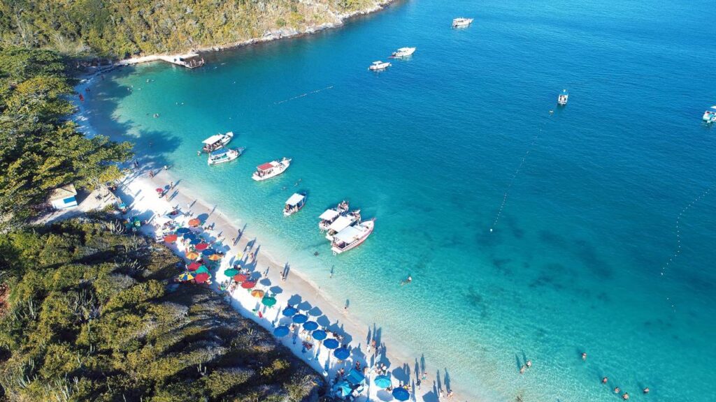 Os 3 “Caribes brasileiros” que chamam a atenção por suas praias paradisíacas e águas cristalinas