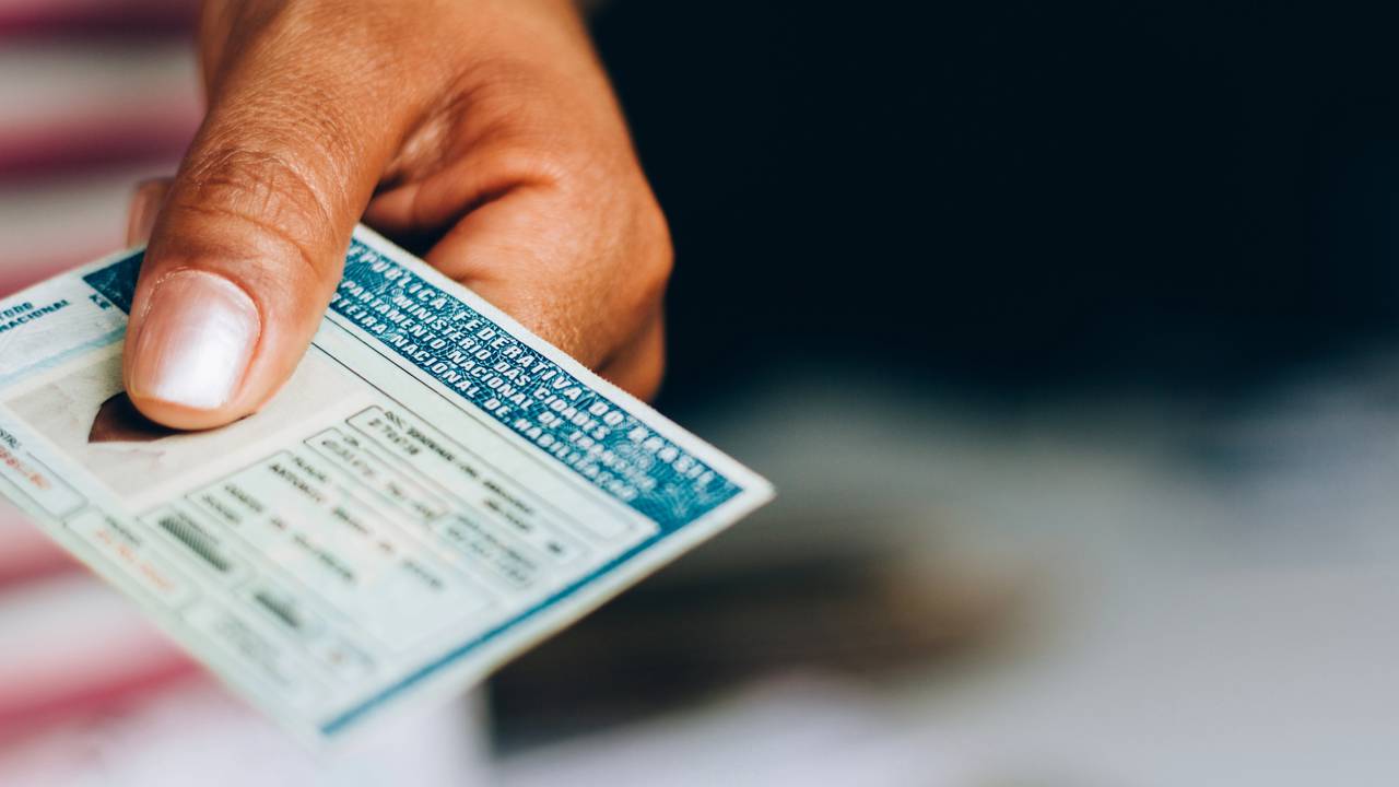Erros simples no trânsito que podem resultar na suspensão da CNH