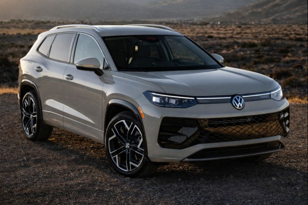 Tiguan 2026 chega ao Brasil com design renovado, mais tecnologia e segurança