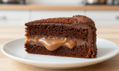 Como fazer um bolo com recheio que assa junto que fica fofo e cremoso