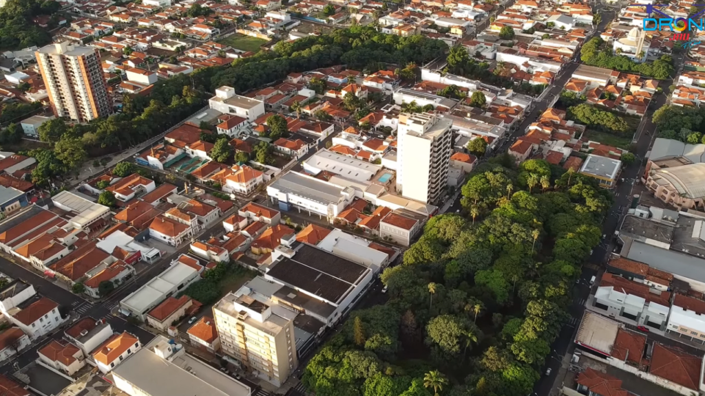 Cidade paulista famosa por calçados está atraindo investidores com oportunidades únicas de negócio e muito conforto para viver bem