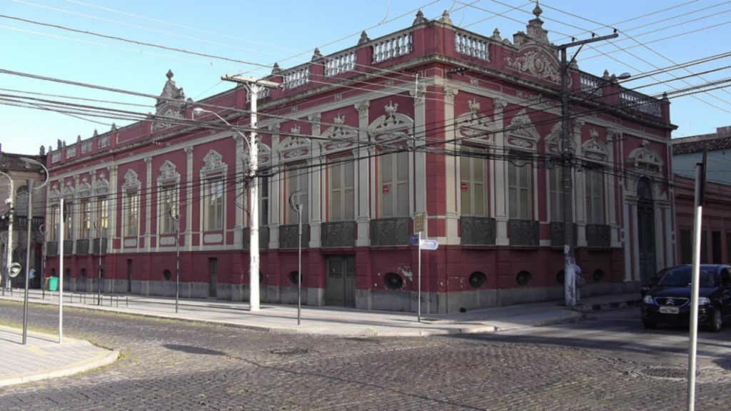 Uma das cidades mais inteligentes do Rio Grande do Sul se destaca pela excelência no ensino superior e doces deliciosos