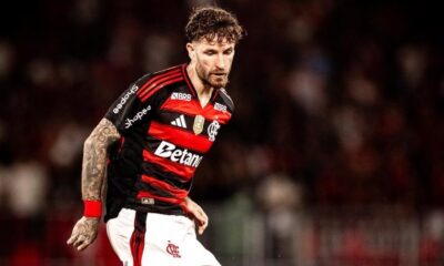 Flamengo negocia Léo Pereira com o Olympiacos e já prevê impacto na defesa