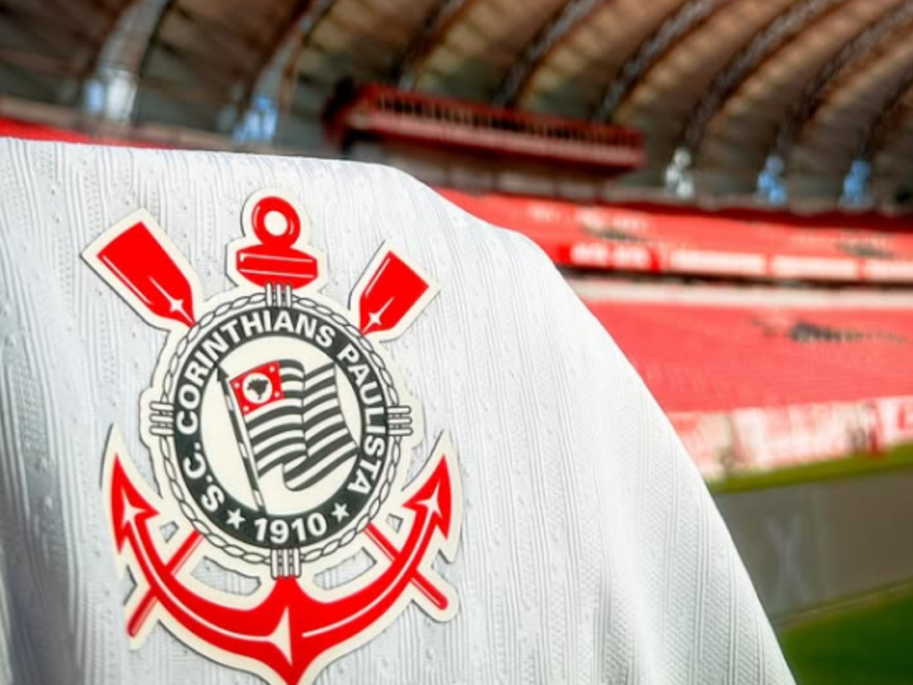 Corinthians enfrenta crise com dívida bilionária e contas de 2025 sob suspeita