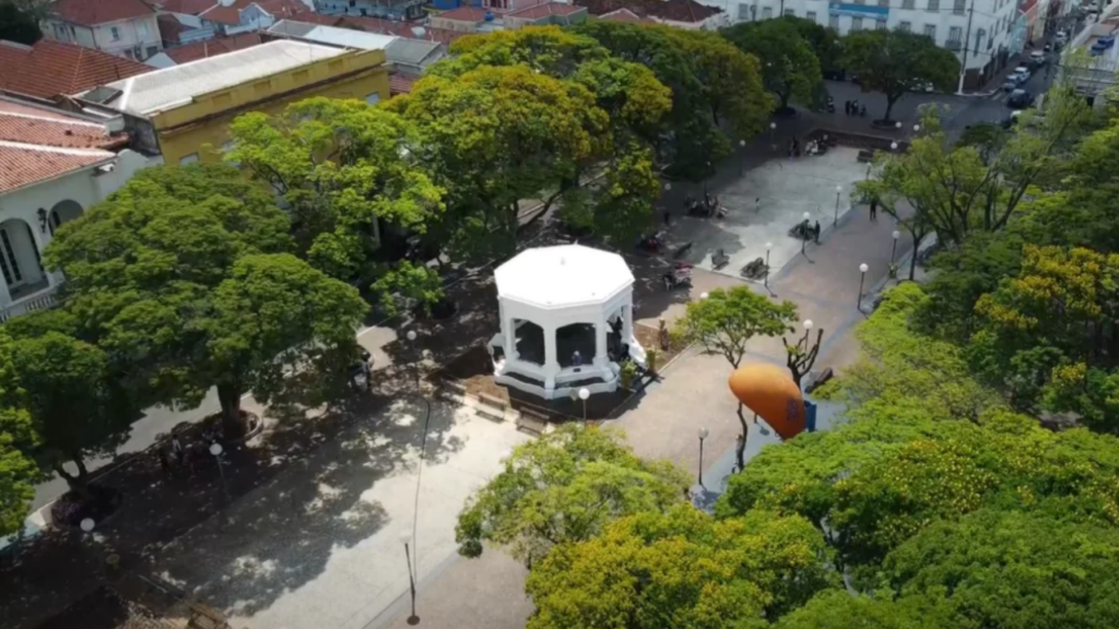 A cidade apelidada de “exagerada” que revela uma vida tranquila perfeita para viver bem no interior do Brasil