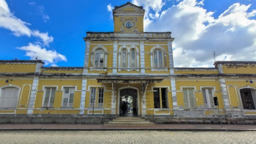 O destino no Rio de Janeiro onde a tranquilidade encontra com o romantismo europeu em cenários barrocos