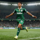 Gigantes ingleses desejam Vitor Roque, mas Palmeiras segura o atacante forte e mira uma venda histórica