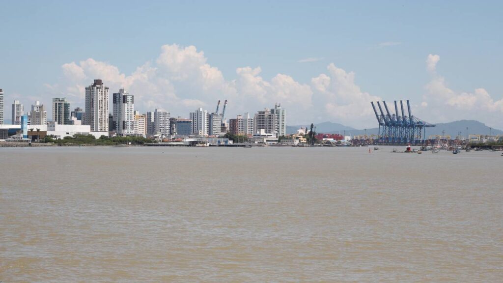 Entre lazer e oportunidades, essa cidade próxima de Balneário Camboriú se tornou referência em viver bem