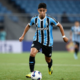 Liverpool mira promessa de 17 anos do Grêmio com oferta de 15 milhões de euros