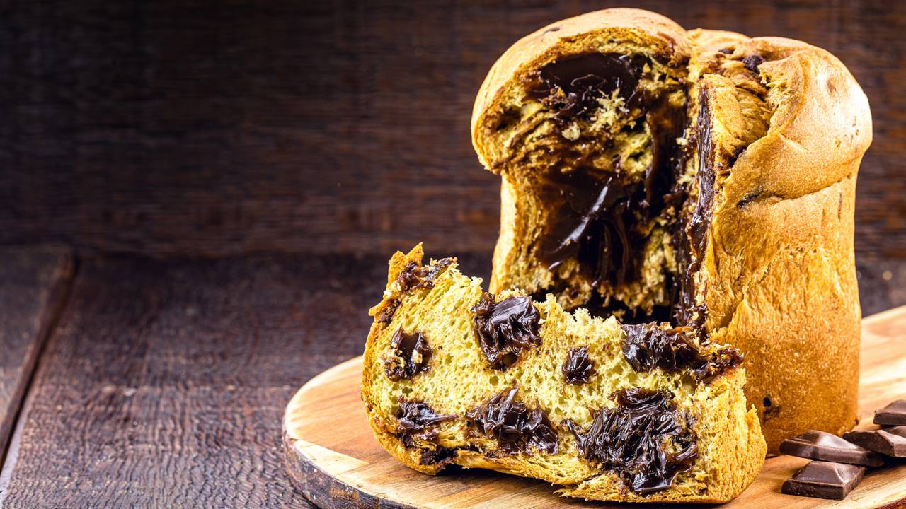 A melhor receita de Panetone e Chocotone! Fofinho, fácil e delicioso