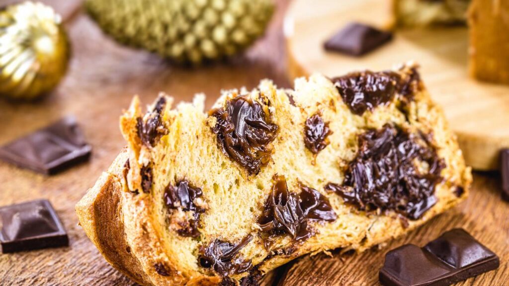 A melhor receita de Panetone e Chocotone! Fofinho, fácil e delicioso