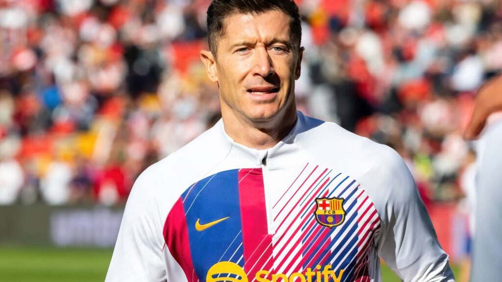 Lewandowski recebe oferta para trocar o Barcelona por gigante da MLS
