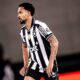 Botafogo pode vender Vitinho na próxima janela; Atlético de Madrid lidera o interesse pelo lateral (Instagram @vitinho2)