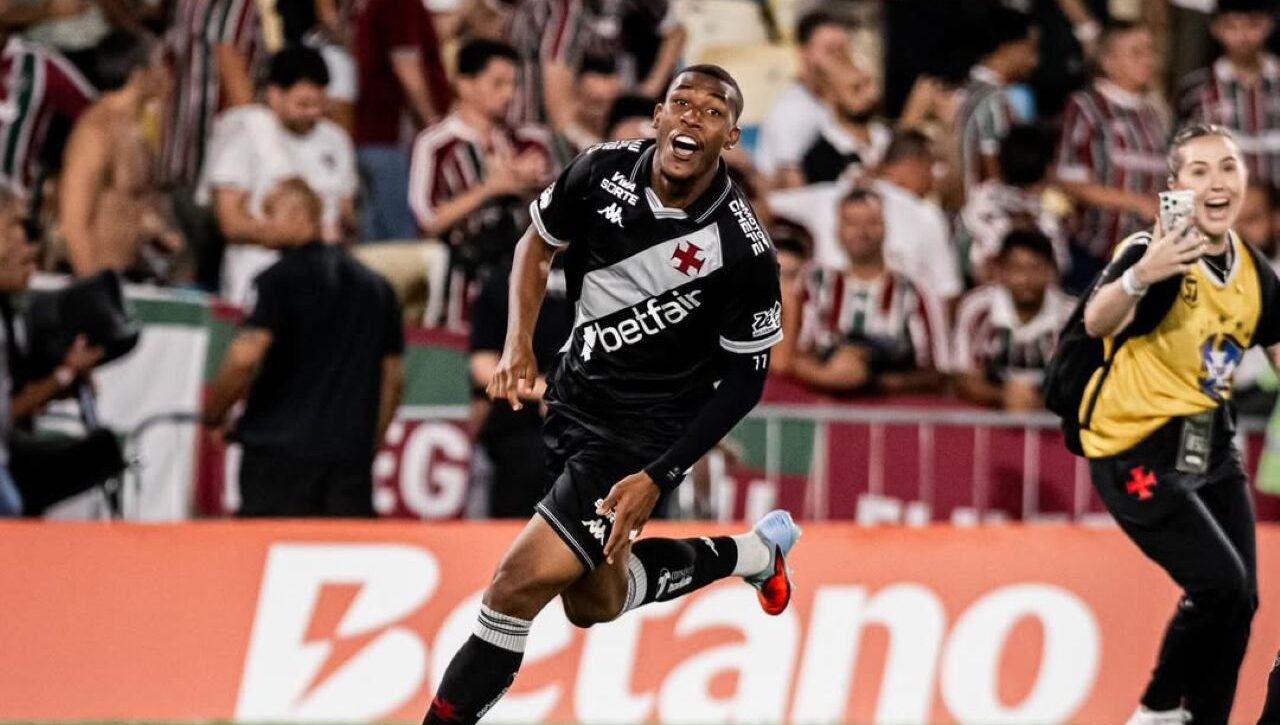 Sporting avalia acordo com chegada futura do jogador