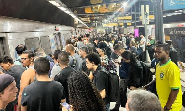 Linha 4 do Metrô opera com intervalos irregulares após falha de sinalização