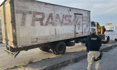 Motorista é preso com documento falso durante ação da PRF na BR-040