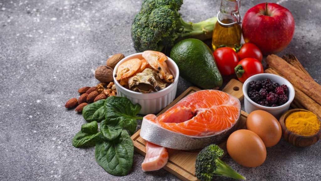 Alimentos para a memória que fortalecem o cérebro e aumentam a concentração  