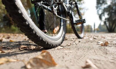 A psicologia explica por que andar de bicicleta ou tocar um instrumento parece “voltar sozinho”