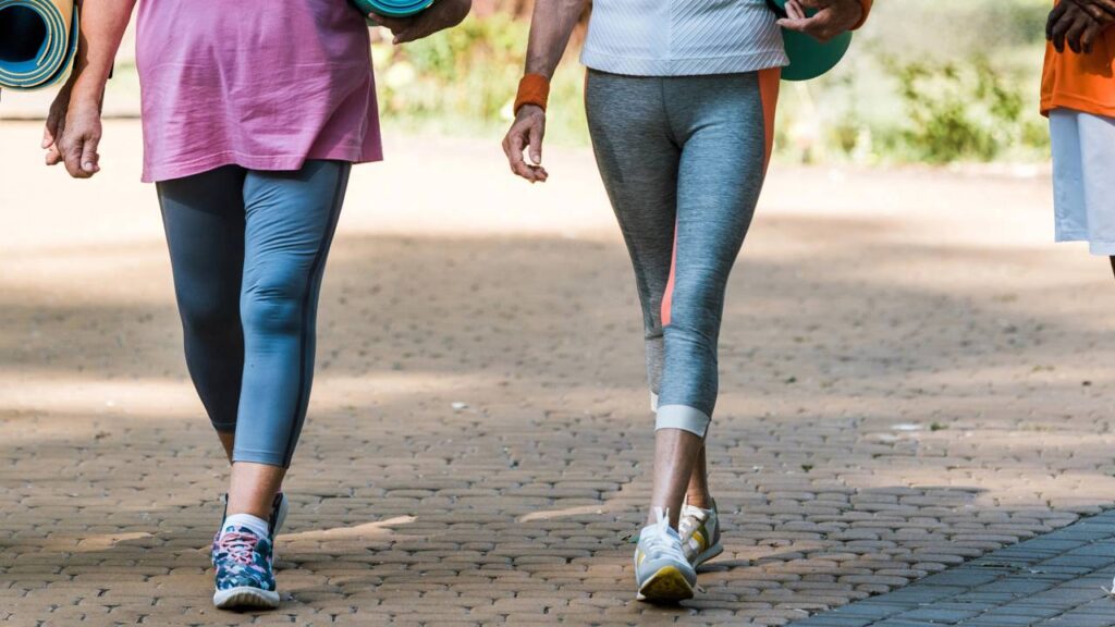 7 benefícios incríveis de caminhar todos os dias para o corpo e a mente