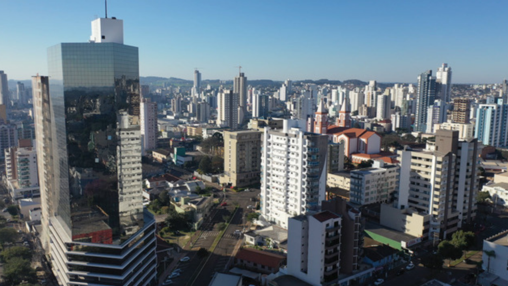 Essa cidade modelo chama atenção de quem quer evoluir na carreira sem abrir mão da paz