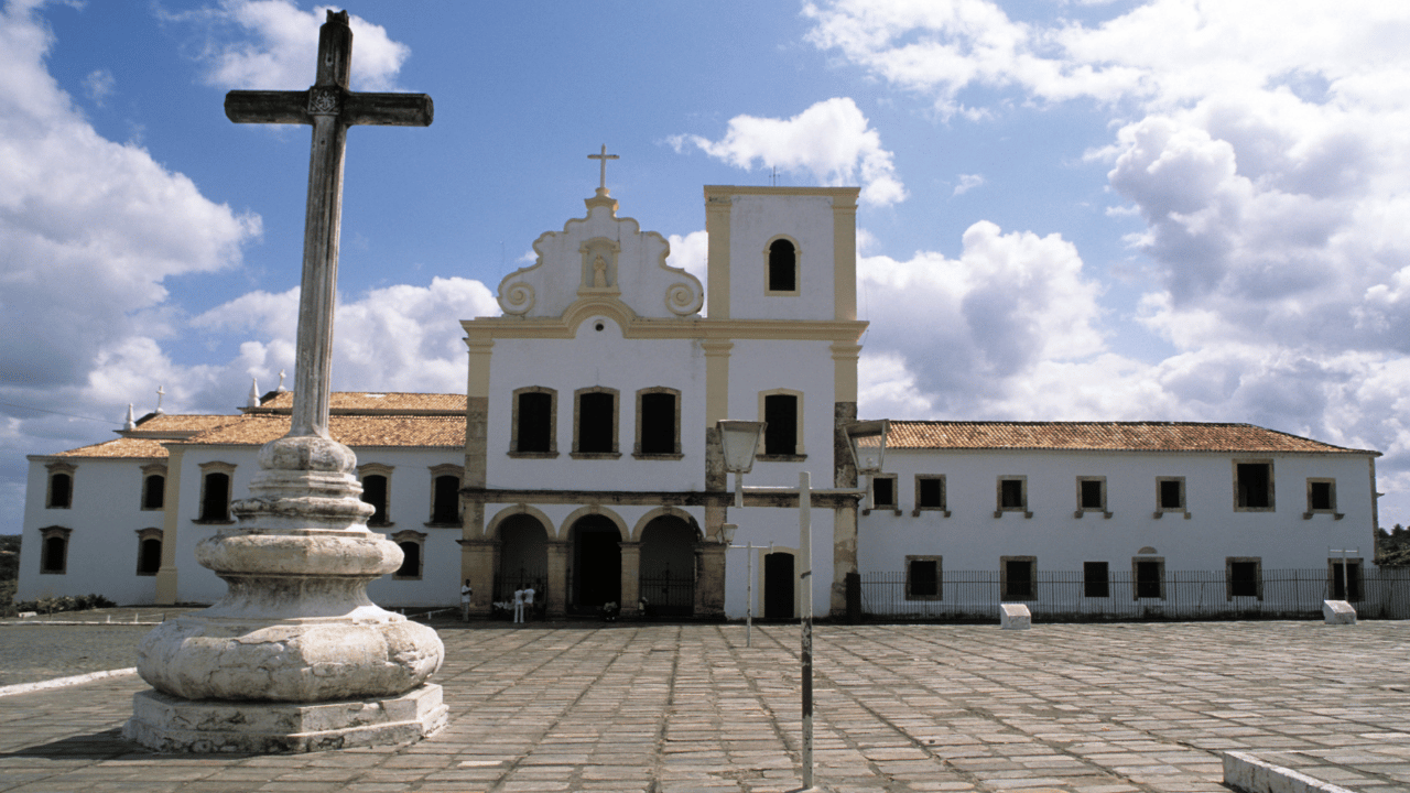 A 4ª cidade mais antiga do Brasil é um tesouro colonial com templos religiosos históricos que atravessam os séculos