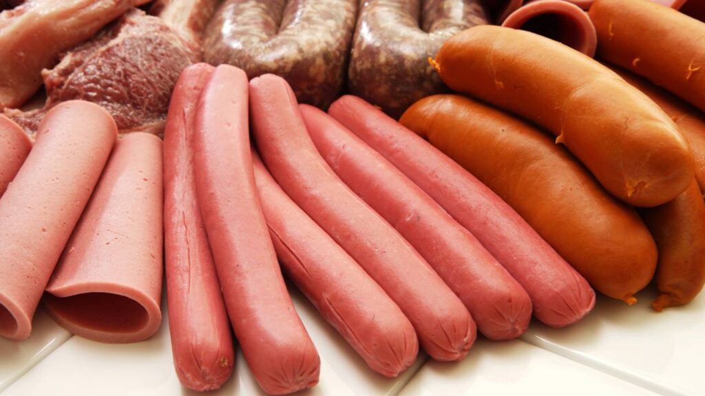 A verdade sobre carne processada que pouca gente explica de forma clara e completa