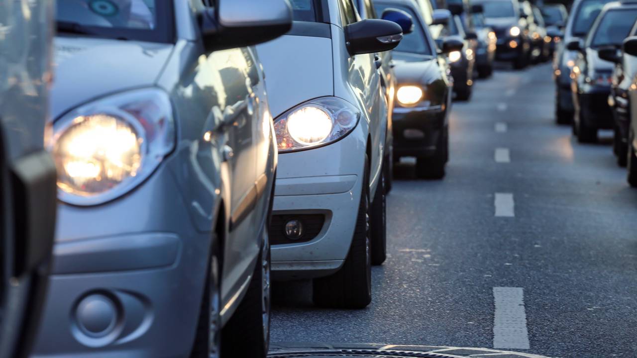 Por que os carros no Brasil desvalorizam bem mais que 20% ao ano