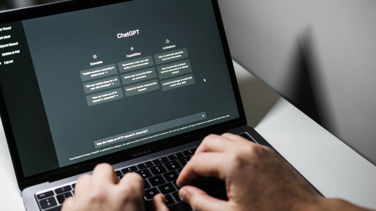 Prompt perfeito no ChatGPT em 7 passos para respostas muito mais precisas