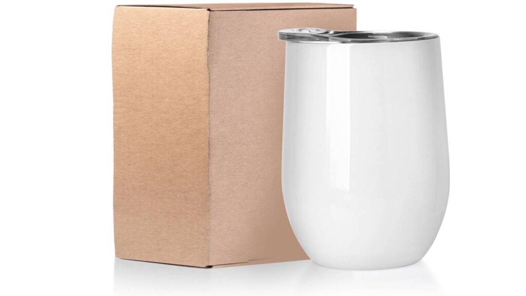 Qual é o aumentativo de “copo”?