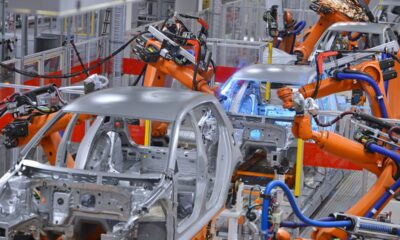 Como é fabricado um carro desde a chapa até a entrega final