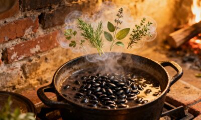 Uma combinação de ervas deixa o feijão com sabor de fogo à lenha sem esforço