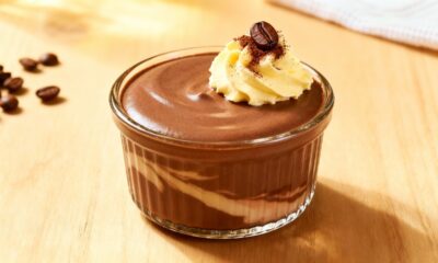 Essa mousse de café com leite Ninho vai ser sua nova sobremesa favorita