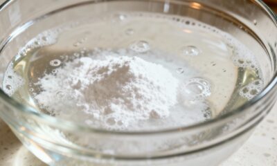 O que acontece quando juntamos vinagre com bicarbonato na limpeza