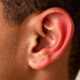 O que significa quando a orelha começa a queimar