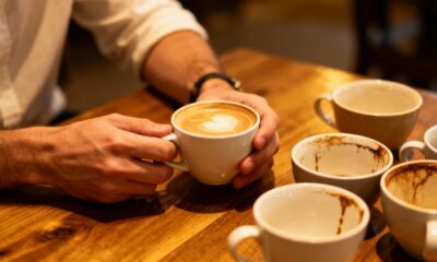 O consumo excessivo de café e seus efeitos no humor e na disposição