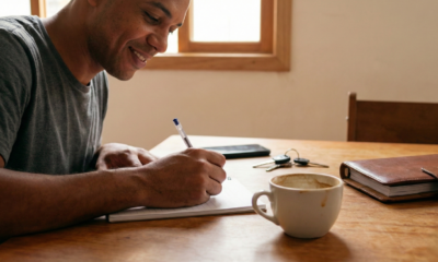 Psicologia explica o prazer em fazer listas e por que planejar pode dar uma sensação tão boa