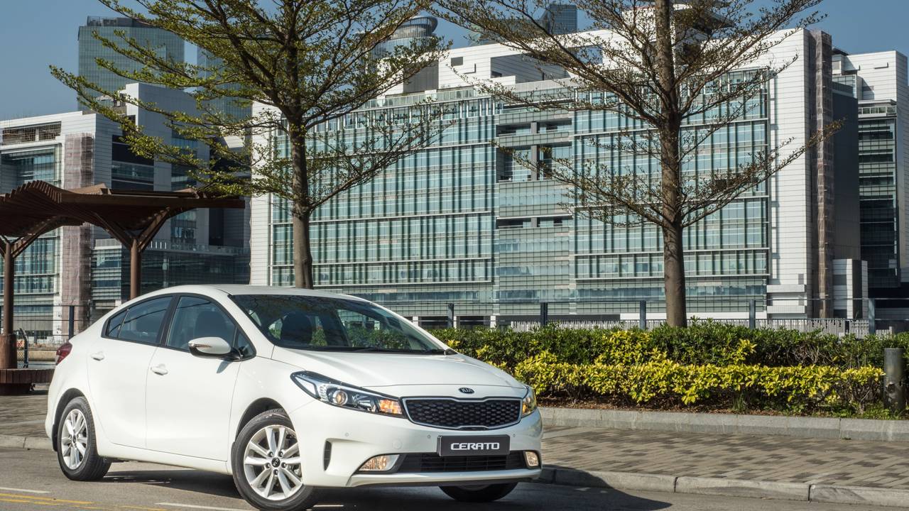 5 carros que passam despercebidos, mas entregam mais que muito 1.0 de 130 mil