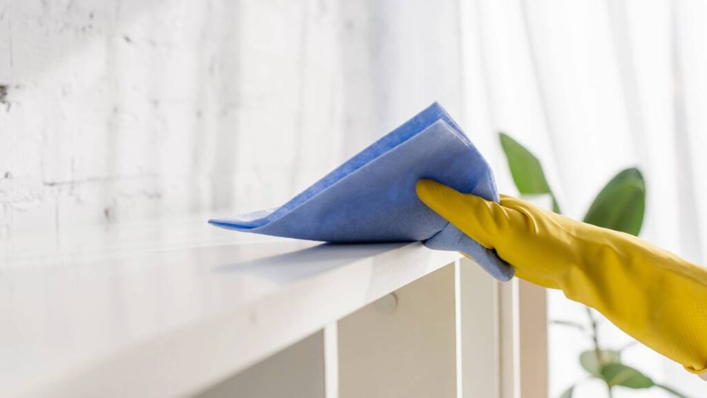 Aprenda a fazer misturinha tira-odor com amaciante, vinagre e bicarbonato para a casa