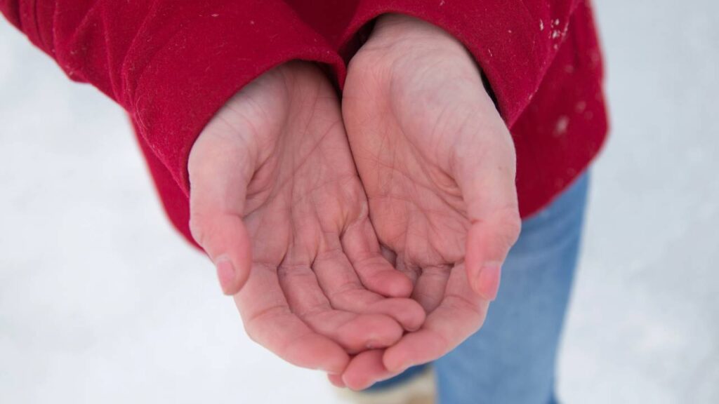 Sintomas de má circulação que o corpo mostra antes de algo mais sério
